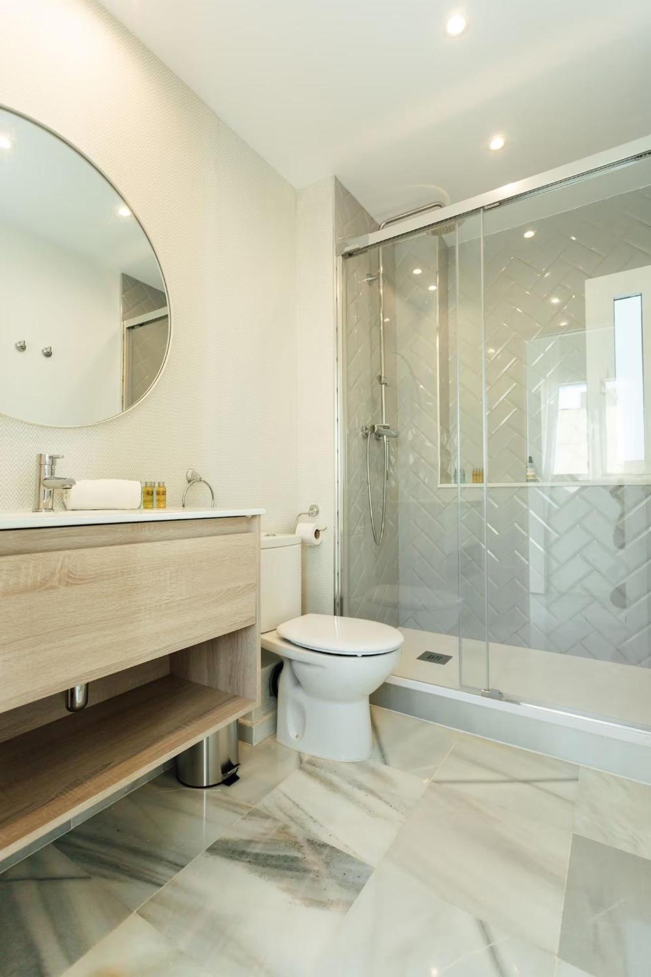 Reformed And Comfy- 2Bd 2Bth- Arenal Lägenhet Sevilla Exteriör bild