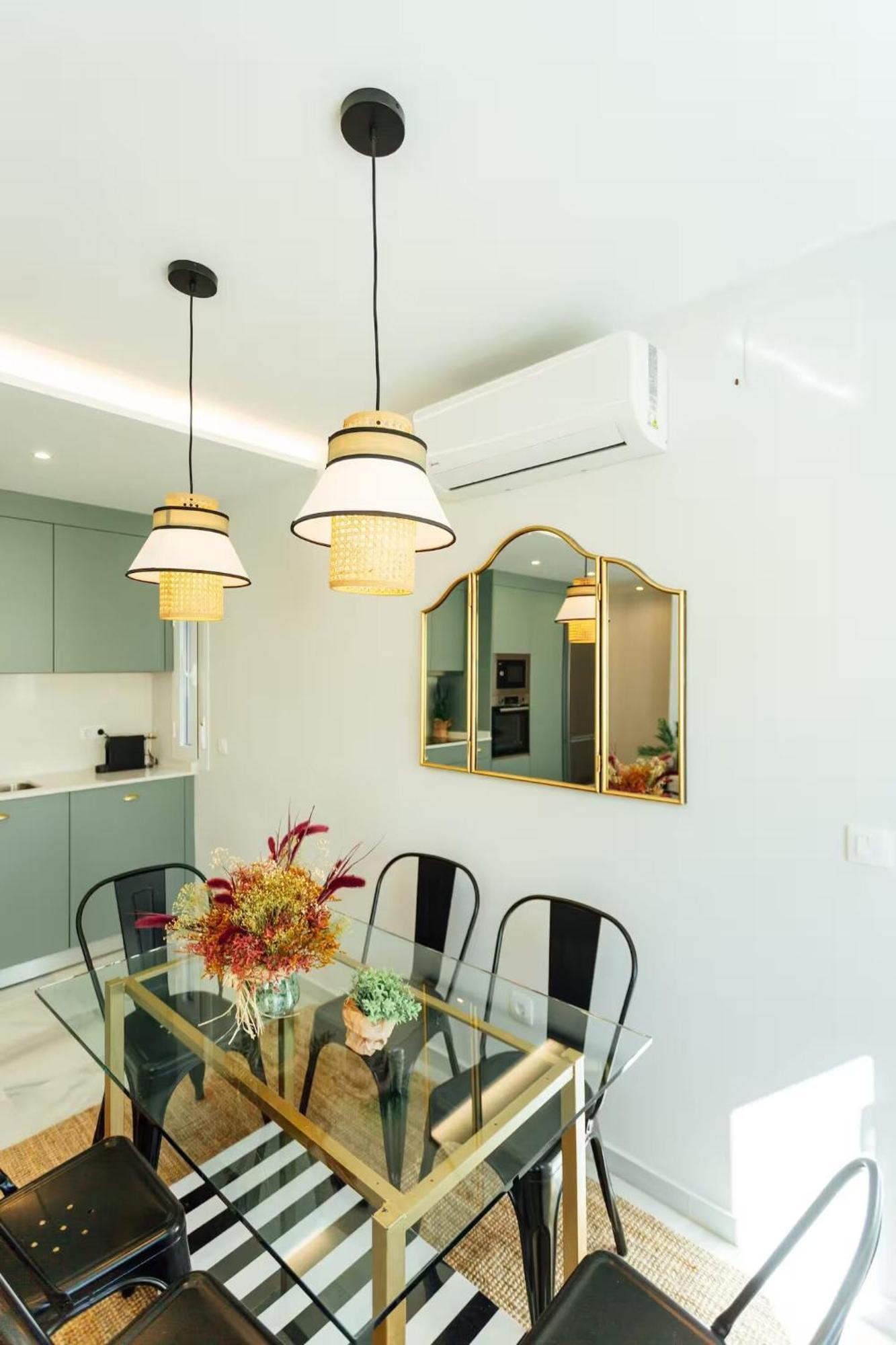 Reformed And Comfy- 2Bd 2Bth- Arenal Lägenhet Sevilla Exteriör bild